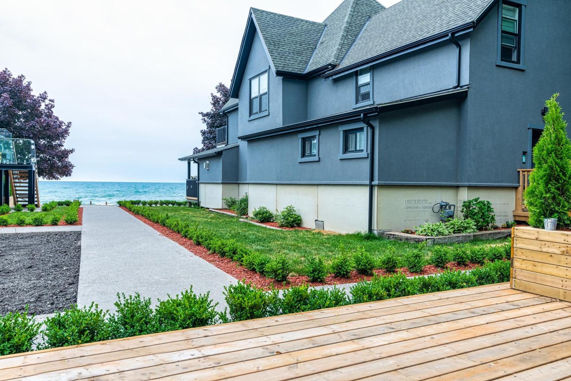 The Long Beach Resort - Beachfront Cottages & Townhouse Suites Wainfleet Dış mekan fotoğraf