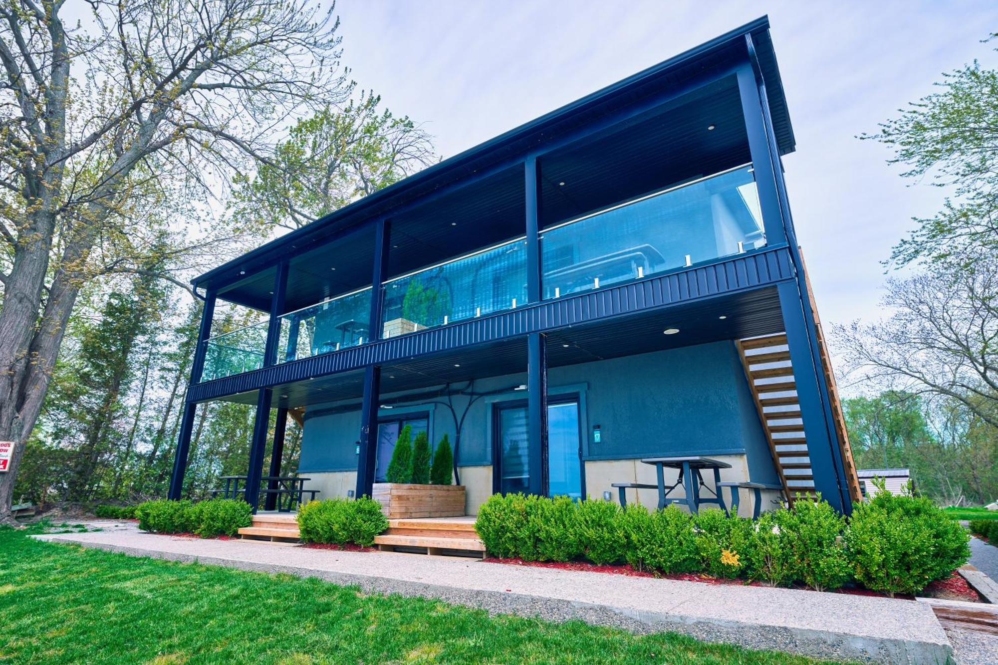 The Long Beach Resort - Beachfront Cottages & Townhouse Suites Wainfleet Dış mekan fotoğraf