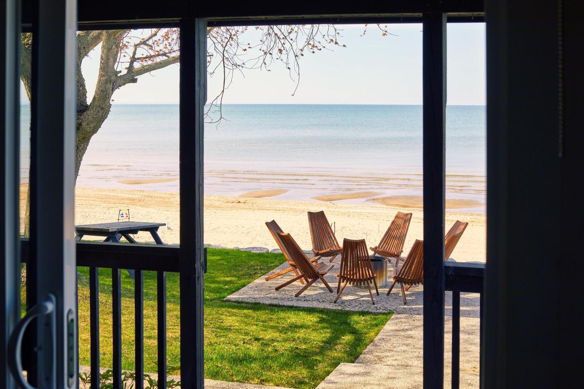 The Long Beach Resort - Beachfront Cottages & Townhouse Suites Wainfleet Dış mekan fotoğraf