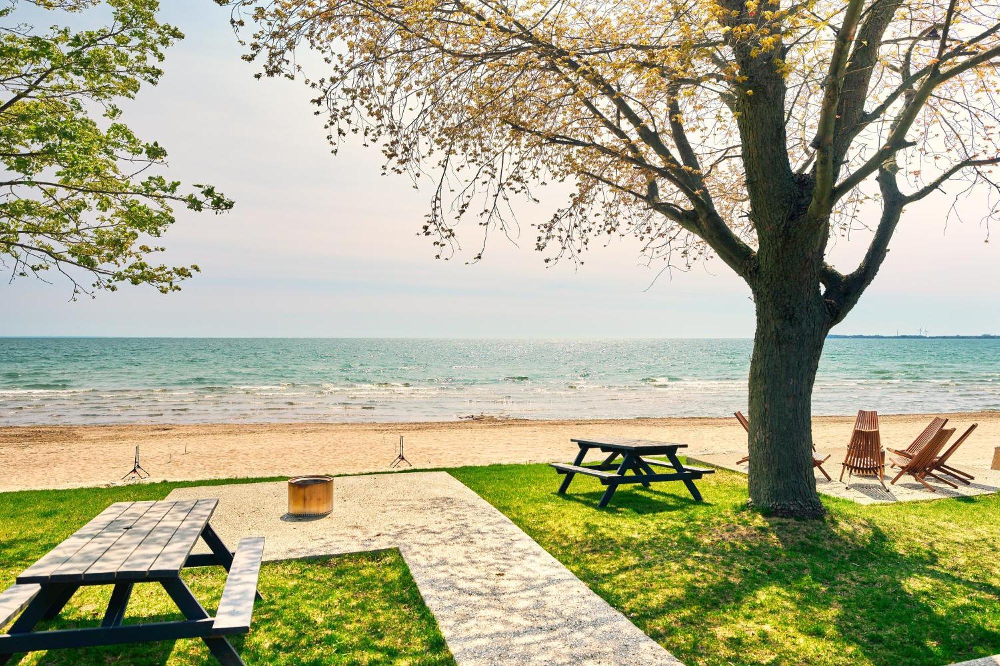 The Long Beach Resort - Beachfront Cottages & Townhouse Suites Wainfleet Dış mekan fotoğraf
